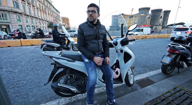 Rider rapinato a Napoli, inchiesta su maxicolletta neomelodici: coinvolto il manager di Tony Colombo