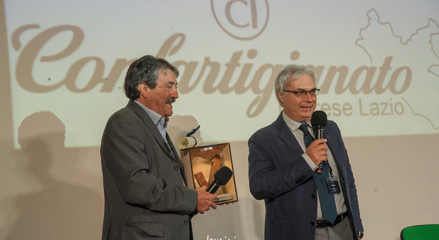 La premiazione di Egidio Angelucci (foto Valentina Laurini)