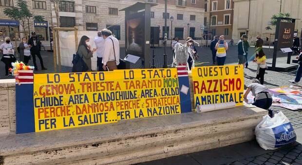 Ex Ilva, sit in associazioni ambientaliste a Roma: «La voce di Taranto e dei tarantini non è ascoltata»
