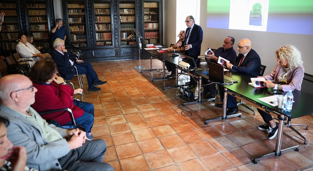 La presentazione del libro sulle Quattro Giornate di Napoli all'Università Suor Orsola