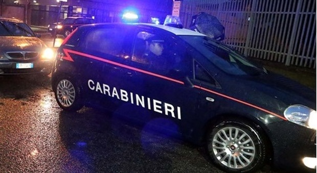 Barista aggredisce maresciallo dei carabinieri prima del concerto Battiato
