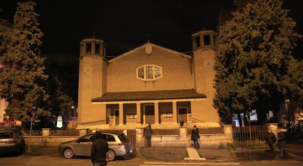 Don Nicola Filippi abbandona la parrocchia di San Bellarmino ai Parioli Don Nicola Filippi abbandona la parrocchia di San Bellarmino ai Parioli