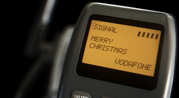 Vodafone mette all'asta il primo sms al mondo: il messaggio era “Merry Christmas”