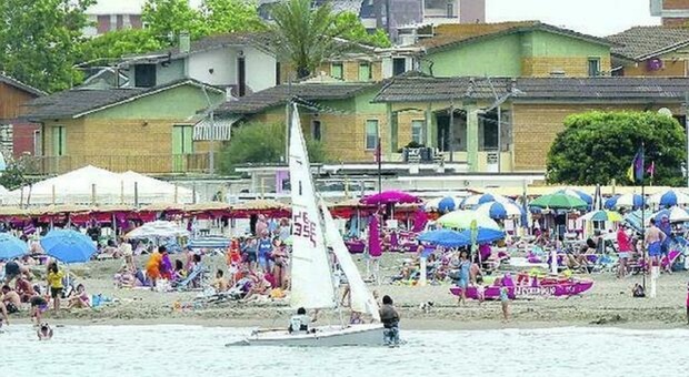 Caro estate, sul litorale prezzi record per le case vacanza: affitti al top da 8 anni
