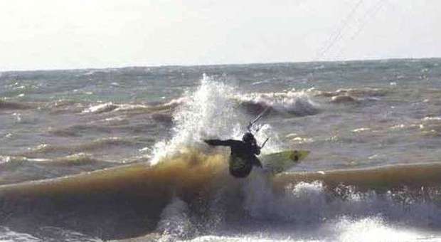 Montalto, arriva il Wawe Liquido contest prova nazionale di kite surf tra le onde