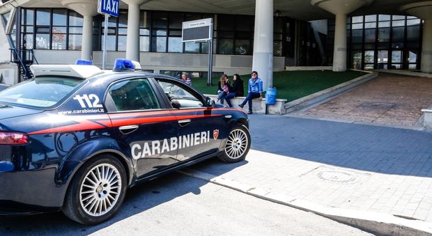 Rapina alle autolinee, arresto lampo dei carabinieri: presi ragazzi di 17 e 18 anni