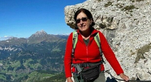 Treviso, precipita in un dirupo durante una passeggiata: Lucia Gallina muore sotto gli occhi del marito