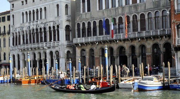 Venezia, spunta la "lista nera" per vietare l'ingresso in Comune alle persone non gradite. Chi sono