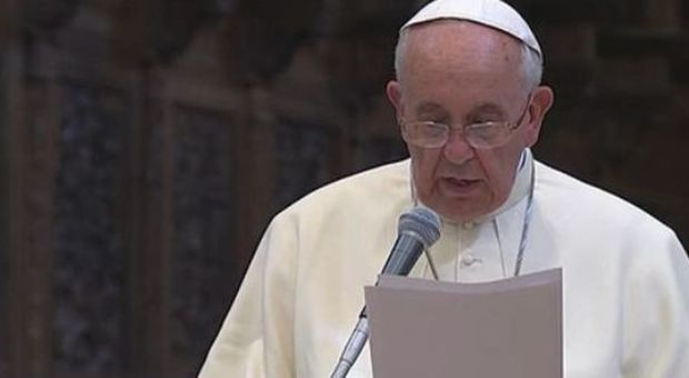 Papa Francesco, prima visita ad Assisi Invito del Pontefice al Clero: «Basta omelie noiose, non servono»