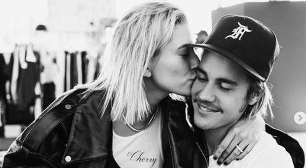 Justin Bieber e Hailey Baldwin sposi: sì a sorpresa davanti a un giudice di New York Video