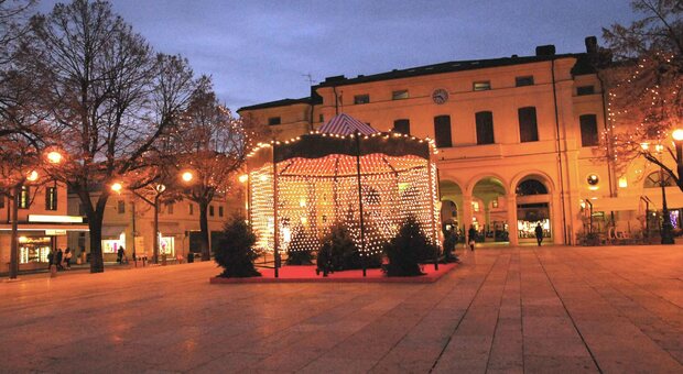 Natale a Montebelluna con tante luci