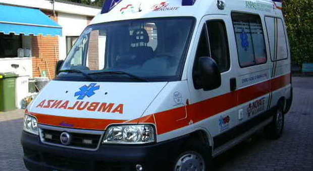 Raid in ospedale la notte di Natale: preso il vandalo delle ambulanze