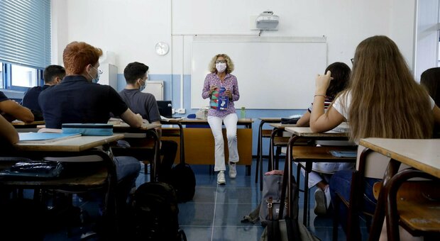 Scuola, in Lombardia risalgono i contagi: triplicate le quarantene