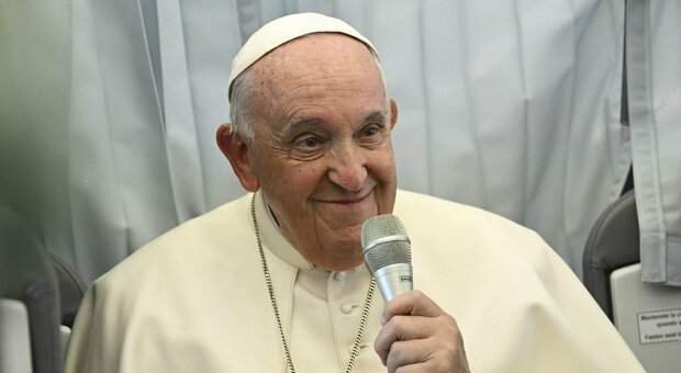 Papa Francesco: «Santa Sede ha in corso una missione di pace. L'incontro col patriarca Kirill si farà»
