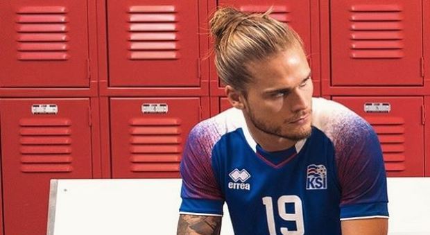 Rurik Gislason, è l'attaccante dell'Islanda il più bello dei Mondiali