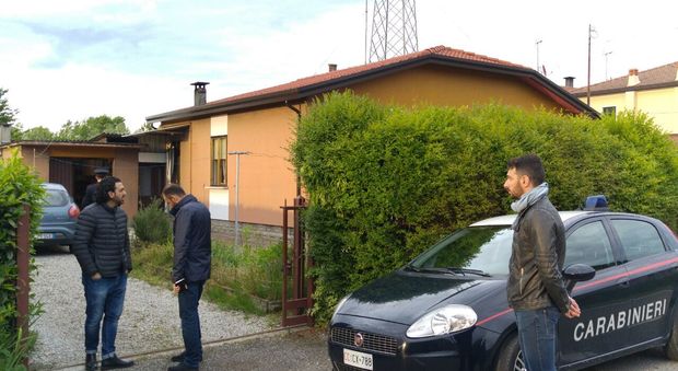 Padova, martellate a madre e fratello malati: 50enne li riduce in fin di vita