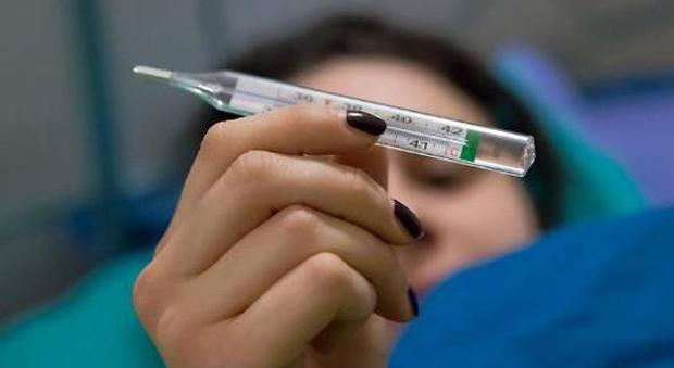 Tre su dieci a letto con il vaccino di serie B: «Non previene tutti i virus»
