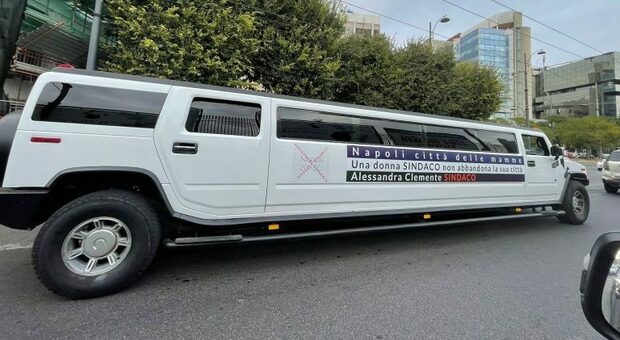 Elezioni a Napoli, Maresca: «Ce magnamm Manfredi», e la candidata di Clemente gira in limousine