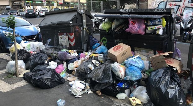 Il caos rifiuti spinge i ricorsi anti-Tari: 500 solo a settembre