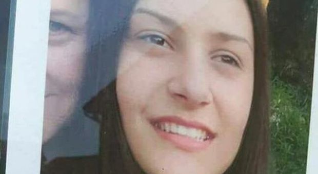 Maddalena è scomparsa a 17 anni, paura per la studentessa del Liceo: "Non è mai entrata in classe"