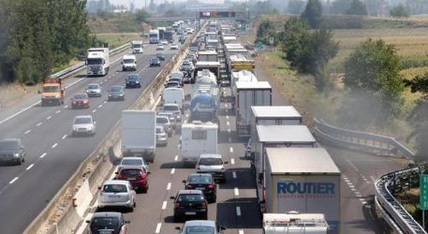 Autostrade, Aspi: «Pronti a chiedere 23 miliardi se il governo straccia la convenzione»