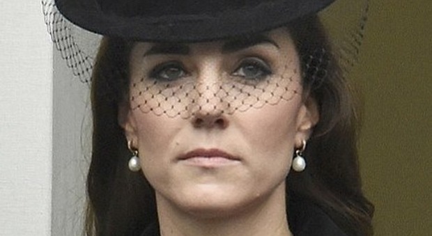 Kate Middleton, il gesto che spiazza tutti: ecco di chi è invidiosa