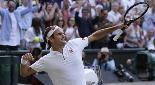 Wimbledon, Federer batte Nadal in 4 set fantastici e raggiunge Djokovic in finale