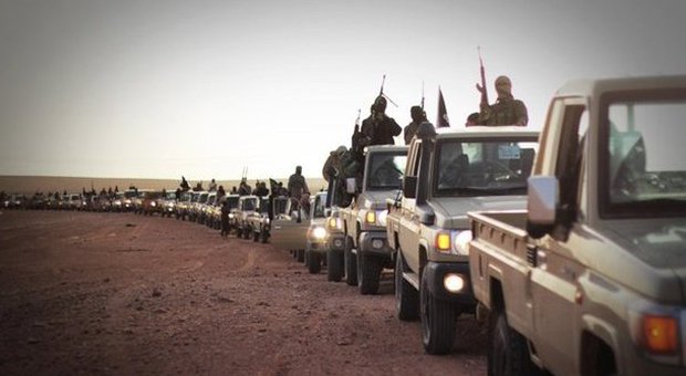 Isis, Algeria schiera cecchini al confine con Tunisia contro sconfinamento jihadisti