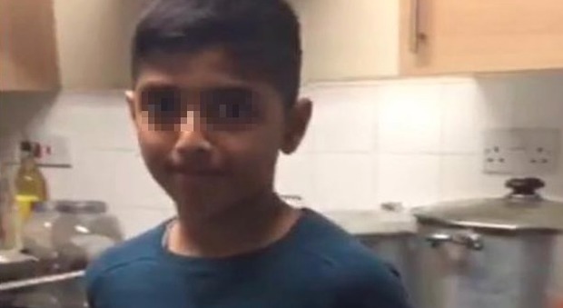 Gran Bretagna, 11enne si uccide nella sua stanza: i bulli lo perseguitavano nella nuova scuola