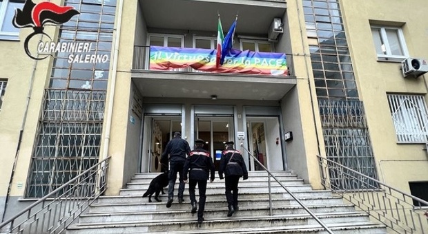 I carabinieri all'istituto Virtuoso di Salerno