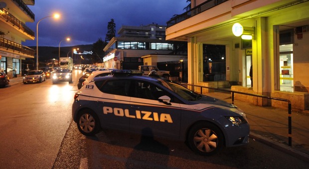 Furti e rapine in tutta Italia: sgominata la banda dell'Audi grigia