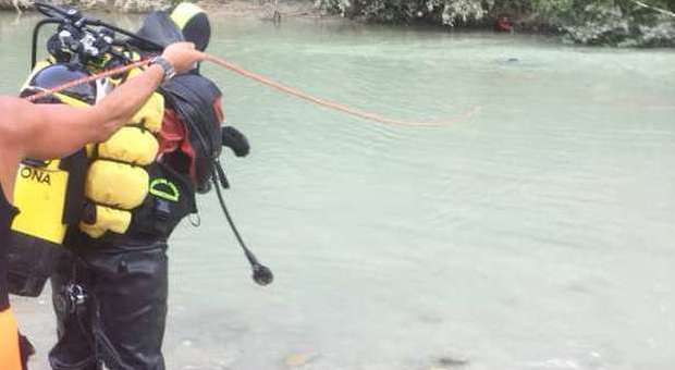 Disperate grida d'aiuto: donna di 36 anni annega di notte nel Piave