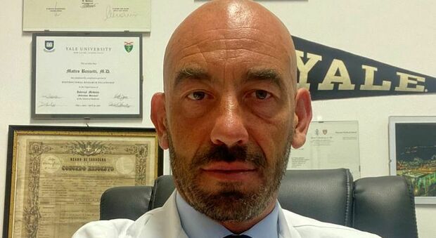 L'infettivologo Bassetti: «La mascherina ai bambini causa problemi di salute»