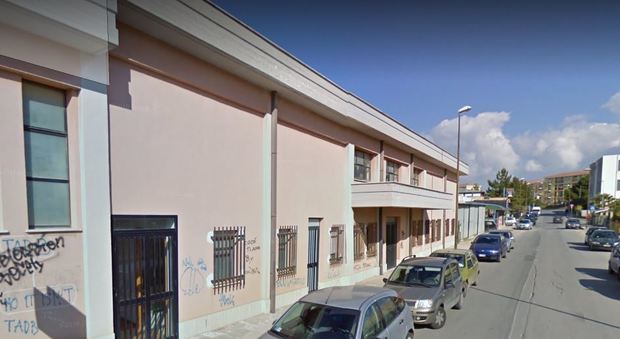 Palermo, scuola: fanno poche ore durante l'anno, a luglio dovranno tornare in classe
