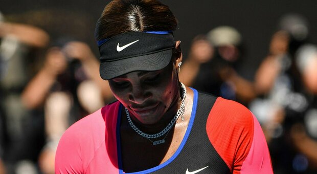 Serena Williams eliminata, scoppia in lacrime: «Ma non mi ritiro». Finale Osaka-Brady