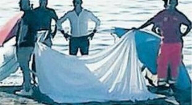 Un malore sotto al sole, muore turista in Cilento: è la quinta vittima a mare