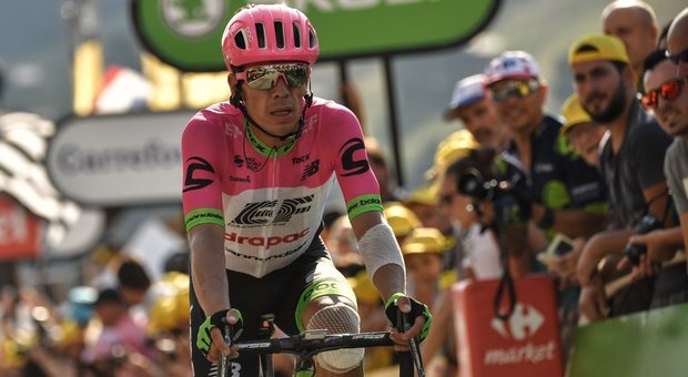 Tour de France, Uran si ritira: «Troppo dolore dopo la caduta»