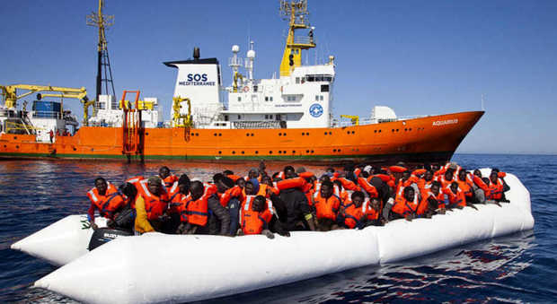 Arrivata nave migranti in Calabria: a bordo il cadavere di una donna