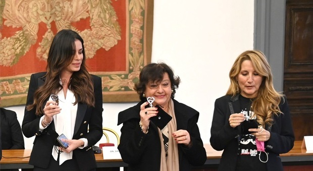 Donne d’Amore: premiate in Campidoglio Jo Squillo e Francesca Alotta, ospite speciale Ayda Yespica