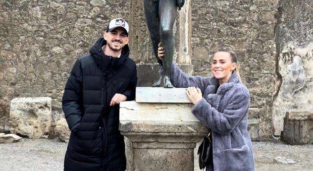 Napoli, Fabian Ruiz fa il turista: in gita a Pompei con la famiglia