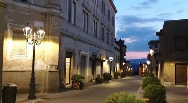 Rieti, a Magliano Sabina iniziati i lavori per la nuova illuminazione pubblica, il sindaco: «Progetto importante»