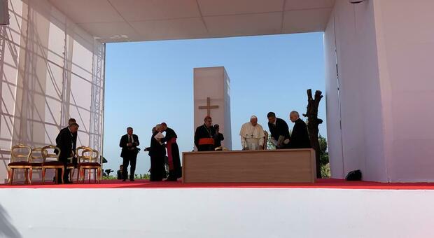 Napoli, alla Facoltà Teologica si presenta il libro «Un palco per Papa Francesco»