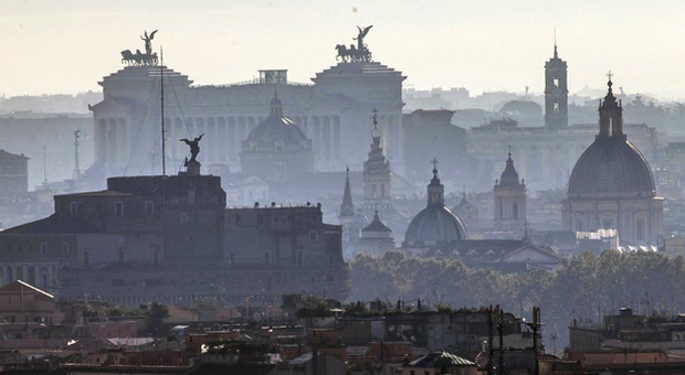 Roma, per lo smog nuovo blocco auto: da oggi e per tre giorni stop alle più inquinanti