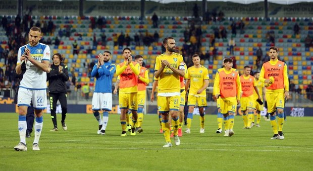 Frosinone e Chievo salutano la Serie A con un pari senza reti