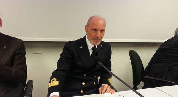Il capitano De Falco sale in cattedra a Udine. "Schettino? Ho fatto solo il mio dovere"