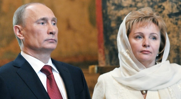Putin, l'ex moglie Lyudmila vuole vendere due appartamenti di lusso a Marbella: ecco perché