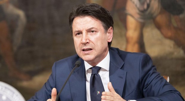 Coronavirus, Conte: «No al Mes, Eurobond o non firmo». La lite con Salvini e Meloni