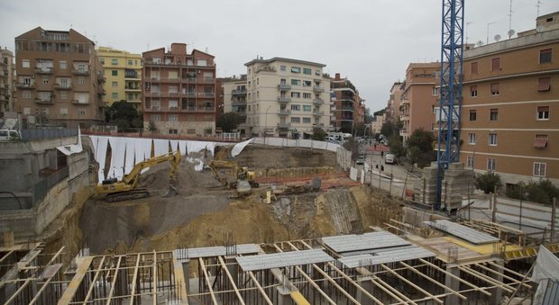 Roma, Balduina, allerta piogge: «Si rischiano nuove frane»