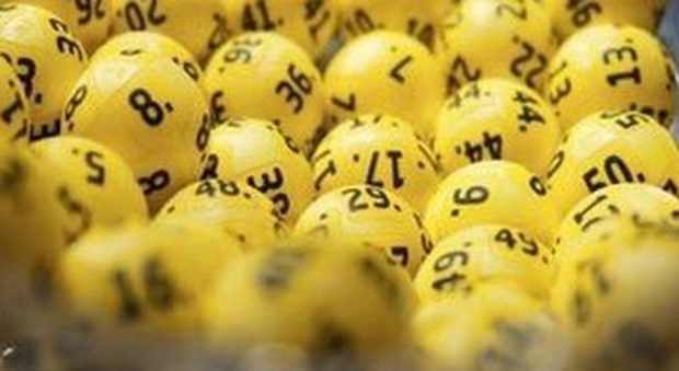 Estrazioni Lotto di oggi, giovedì 22 febbraio: per il Superenalotto in palio 103,1 milioni di euro