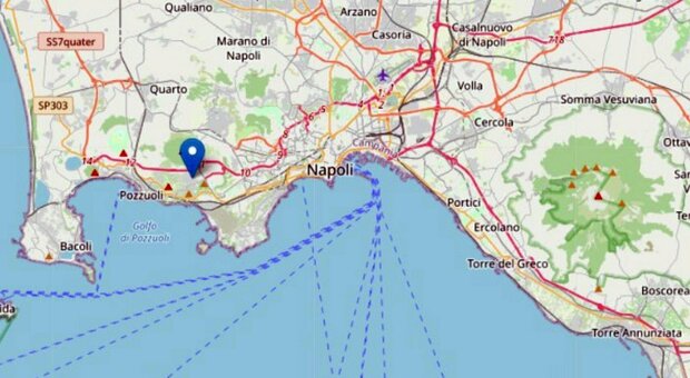 Terremoto a Napoli di 3.6, paura da Pozzuoli a Fuorigrotta: epicentro alla Solfatara, udito un boato